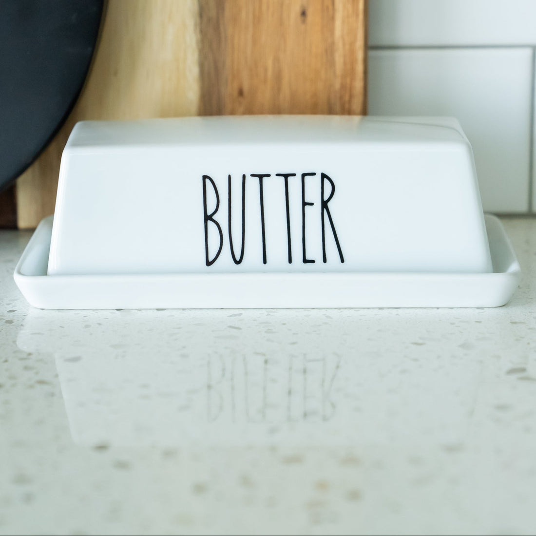 Porcelain Covered Butter Dish without Handle